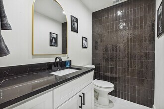 3236 Golfing Green Pl in Farmers Branch, TX - Building Photo - Building Photo