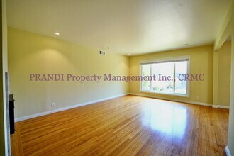 41 Staghound Passage in Corte Madera, CA - Building Photo - Building Photo