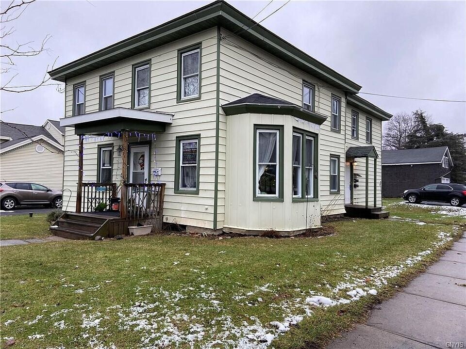 309 Clinton St, Unit #1 in Fayetteville, NY - Foto de edificio