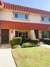 25356 Vía Verde in Lake Forest, CA - Building Photo - Building Photo