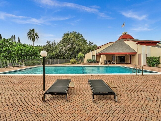 642 NW 13th St in Boca Raton, FL - Building Photo - Building Photo