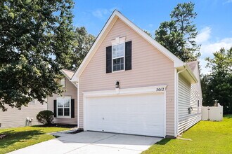 5012 Broad Leaf Ct in Dallas, NC - Foto de edificio - Building Photo