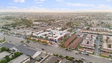 147 S Magnolia Avenue in Anaheim, CA - Building Photo - Building Photo