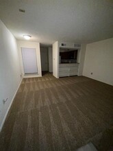 9811 Walnut St in Dallas, TX - Building Photo - Building Photo