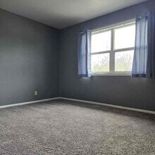 1040 Park St-Unit -8 in Forsyth, MT - Building Photo - Building Photo