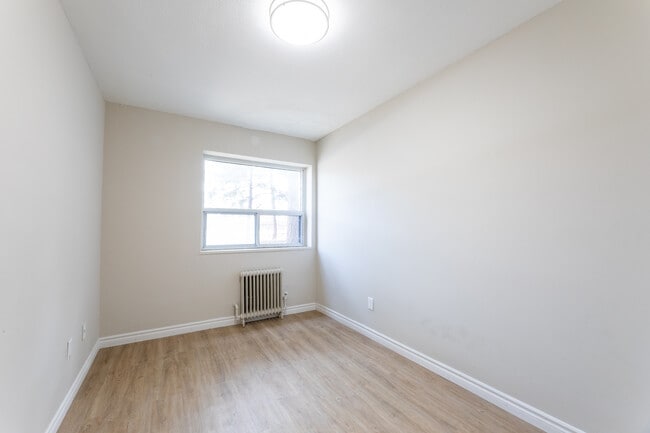 Parkridge Apartments in Toronto, ON - Building Photo - Interior Photo