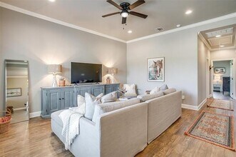 2708 James in Granbury, TX - Building Photo - Building Photo