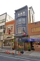 131 S 13th St in Philadelphia, PA - Building Photo