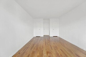 88-08 151st Ave in Queens, NY - Building Photo - Building Photo