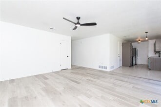 1609 Hughes Ave in Copperas Cove, TX - Building Photo - Building Photo