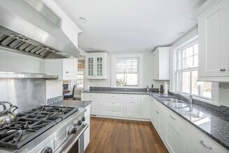 28 Morey Ln in Nantucket, MA - Building Photo - Building Photo