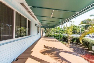 235 30th St, Unit 2 in West Palm Beach, FL - Building Photo