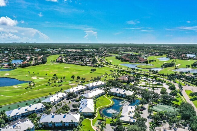 7955 Mahogany Run Ln in Naples, FL - Foto de edificio - Building Photo