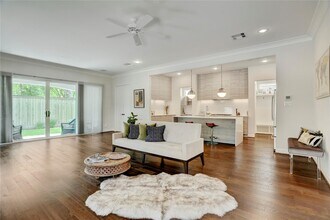 1715 Maravilla Dr in Houston, TX - Building Photo - Building Photo