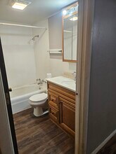 107 College Park Ct, Unit # 2 in Normal, IL - Foto de edificio - Building Photo