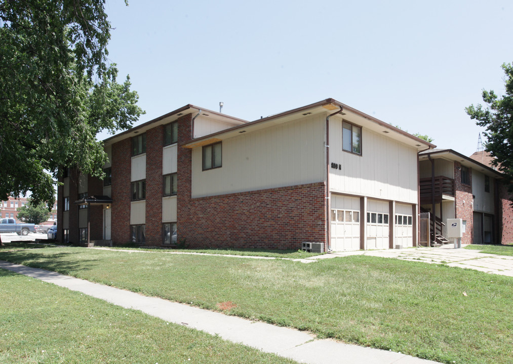 800 H St in Lincoln, NE - Building Photo