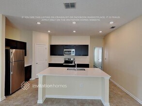 4430 Holstein St in St. Cloud, FL - Foto de edificio - Building Photo