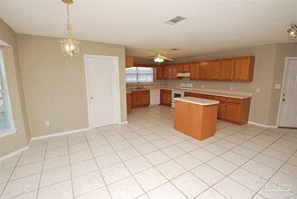 1015 Glades Ln in Pensacola, FL - Building Photo - Building Photo