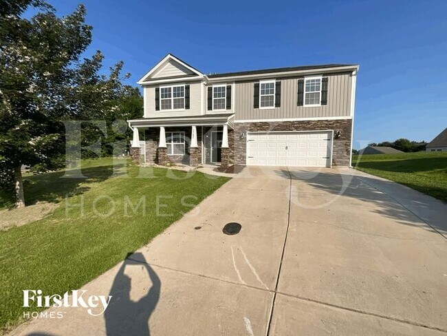 property at 1751 Rdg Blf Cir