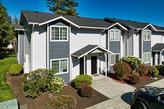 THE VILLAS AT PORTAGE CREEK in Arlington, WA - Building Photo - Building Photo