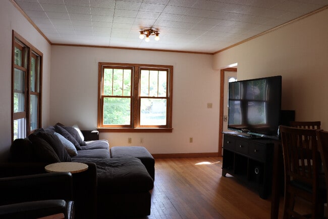 809 S 5th Ave in Bozeman, MT - Building Photo - Building Photo