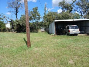 1138 Harris Rd in Azle, TX - Building Photo - Building Photo