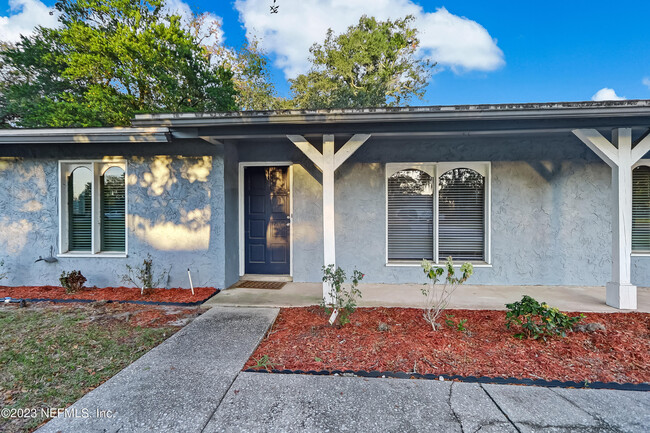 3400 Red Oak Cir in Orange Park, FL - Foto de edificio - Building Photo