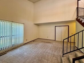 428 Sundance Ln in Edmond, OK - Building Photo - Building Photo