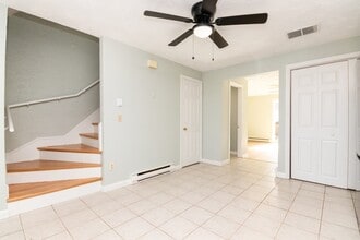 71 Norton St in Attleboro, MA - Building Photo - Building Photo