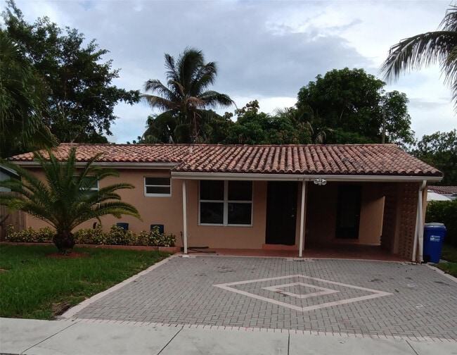 120 NE 26th Ct in Pompano Beach, FL - Building Photo - Building Photo