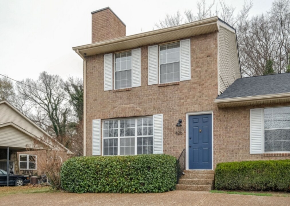 426 Hill Rd, Unit 426 Hill Road in Nashville, TN - Building Photo