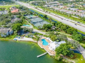 2560 Citrus Lake Dr in Naples, FL - Building Photo - Building Photo