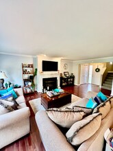 405 James Cir in Royal Oak, MI - Building Photo - Building Photo