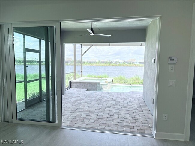 8888 Yucatan Ct in Naples, FL - Building Photo - Building Photo