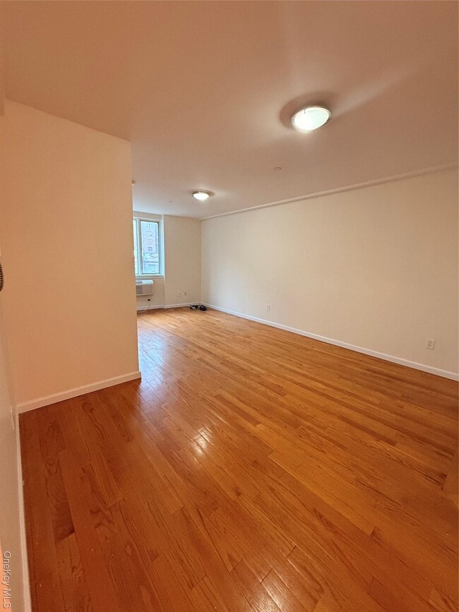 141-27 84th Dr in Queens, NY - Building Photo - Building Photo