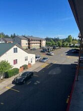 East Stark Apartments in Portland, OR - Foto de edificio - Building Photo