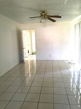 145 S Dexter Dr in Westwego, LA - Building Photo - Building Photo