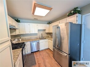 89 Wyndmoor Dr in East Windsor, NJ - Building Photo - Building Photo