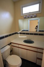 7 Washburn Terrace, Unit 2 in Brookline, MA - Foto de edificio - Building Photo