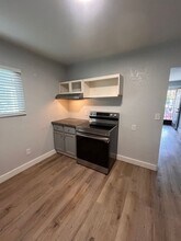 3124 San Jose Way in Sacramento, CA - Building Photo - Building Photo