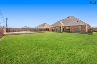 2308 W Rathgeber Rd in Wichita Falls, TX - Building Photo - Building Photo