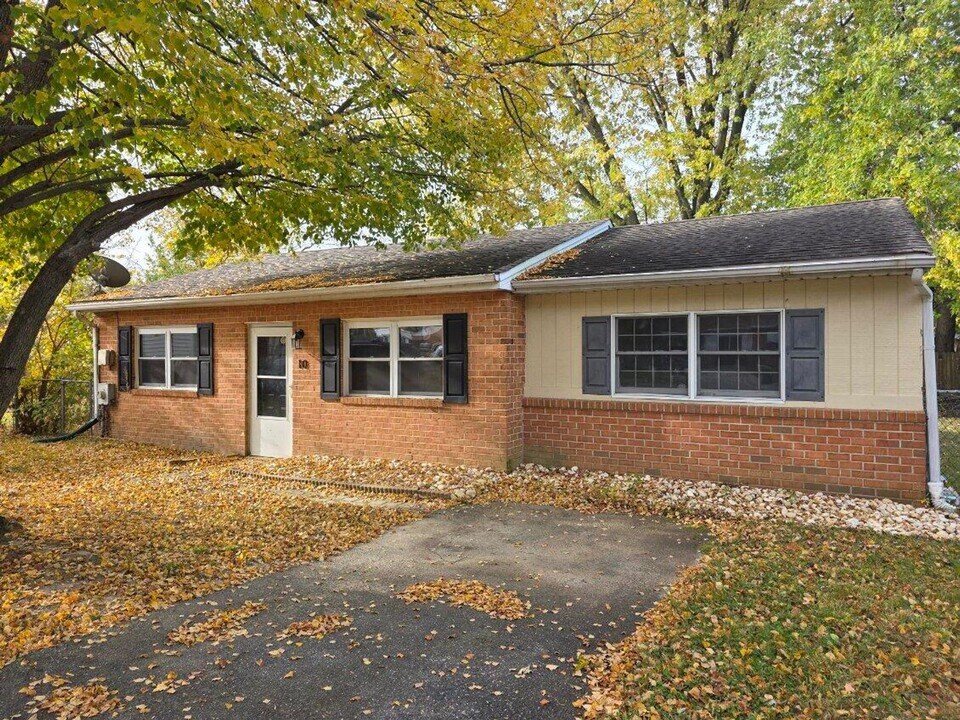 10 Archer Cir in Newark, DE - Building Photo