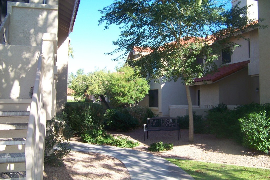 8700 E Mountain View Rd in Scottsdale, AZ - Building Photo