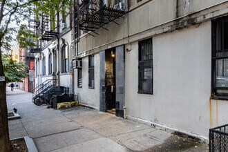 311-315 E 109th St in New York, NY - Building Photo - Building Photo