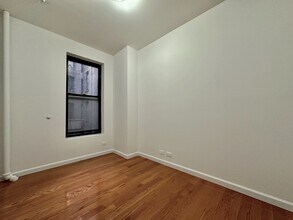 401 E 68th St in New York, NY - Foto de edificio - Building Photo