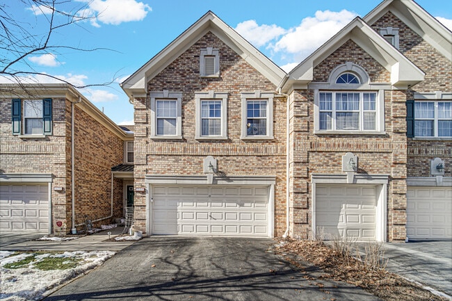 1264 Sarah Blvd in Vernon Hills, IL - Building Photo - Building Photo