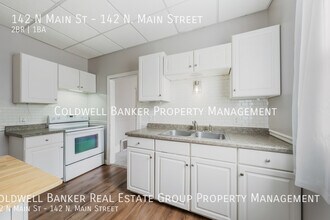 142 N Main St in Kimberly, WI - Building Photo - Building Photo