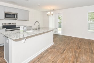 107 Bent Holly Dr in Columbia, SC - Building Photo - Building Photo