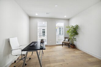 5233 Hillman St in Houston, TX - Building Photo - Building Photo