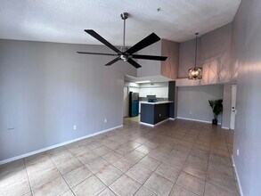 7896 Sonoma Springs Cir in Greenacres, FL - Foto de edificio - Building Photo